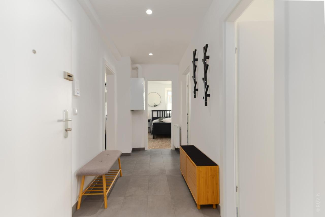 King Bed Home, 3 Bed Rooms, Perfect For Long Term Stay 维也纳 外观 照片